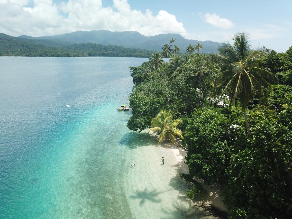 Evis Resort At Nggatirana Island Halisi Exteriér fotografie